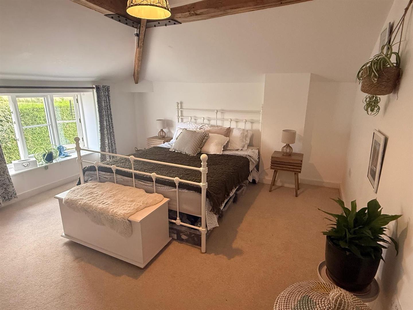 The Stables , Shrewsbury, SY4 2AW To Let